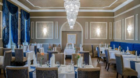 carleton-restaurant-02